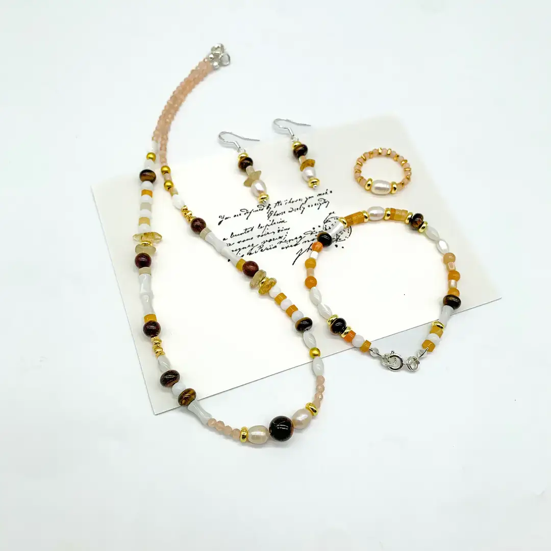 密码保护：榛果拿铁串珠教程